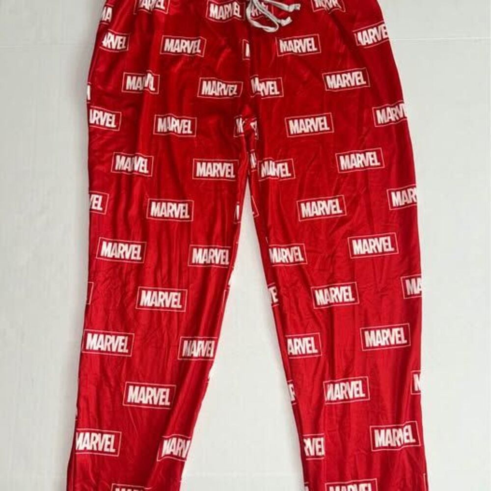 Marvel Pajama Set Brand New Women’s Medium - Picture 4 of 4